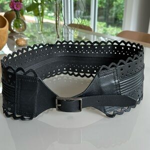 Vintage BCBGMAXAZRIA wide belt M/L